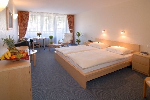 HAK Hotel am Klostersee Sindelfingen Buitenkant foto